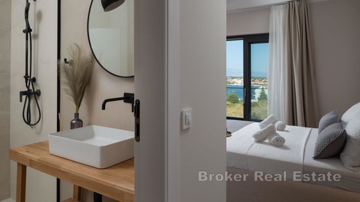 Image No.13-4 Bed Villa for sale