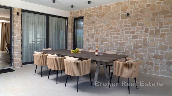 Image No.17-4 Bed Villa for sale