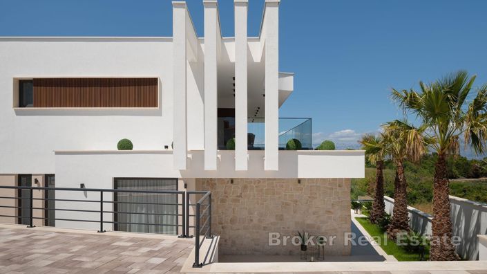 Image No.23-4 Bed Villa for sale