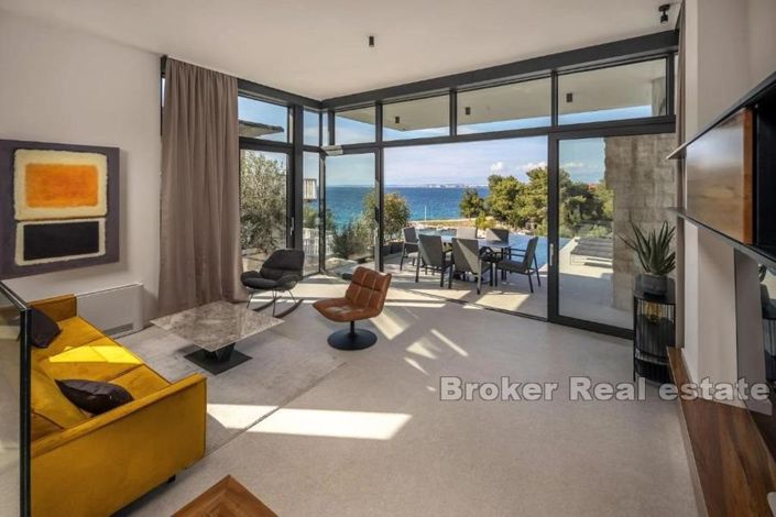 Image No.4-3 Bed Villa for sale