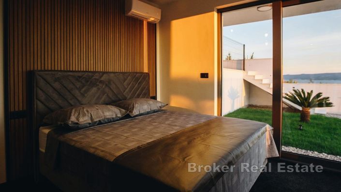 Image No.11-2 Bed Villa for sale