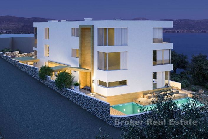 Image No.2-7 Bed Villa for sale