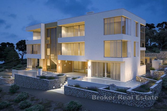 Image No.3-7 Bed Villa for sale