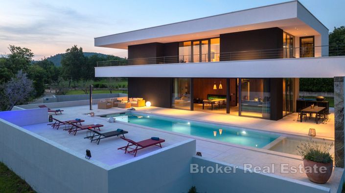 Image No.2-Villa de 3 chambres à vendre à Umag