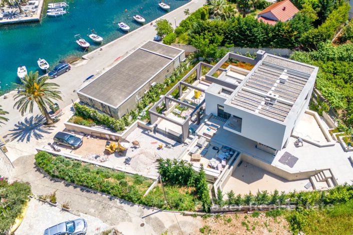 Image No.7-4 Bed Villa for sale