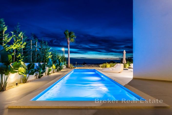 Image No.19-4 Bed Villa for sale