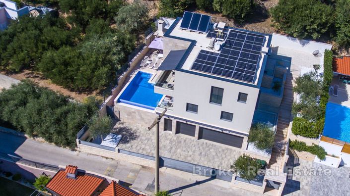 Image No.19-5 Bed Villa for sale