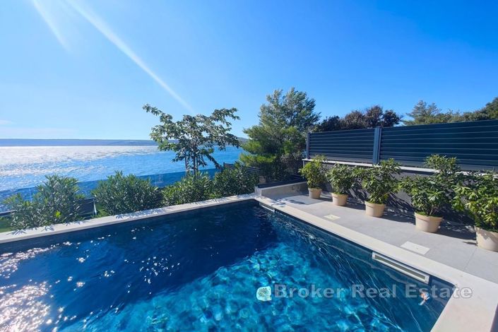 Image No.7-4 Bed Villa for sale