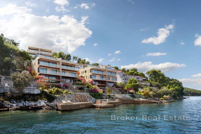 Image No.14-3 Bed Apartment for sale