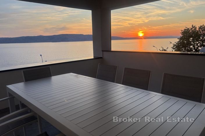 Image No.15-6 Bed Villa for sale