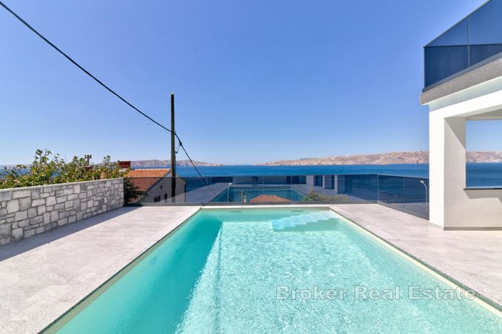 Image No.3-6 Bed Villa for sale