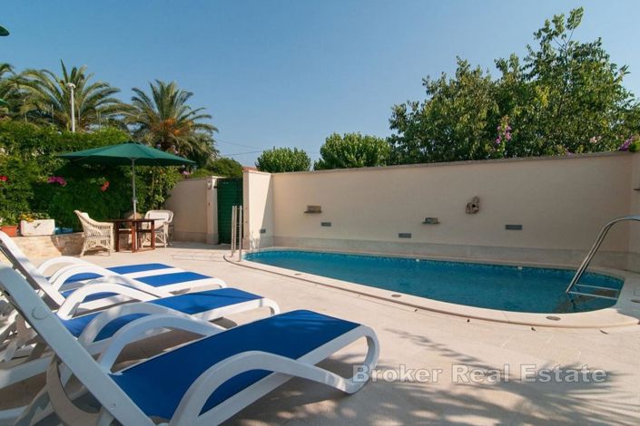 Image No.3-Villa de 4 chambres à vendre à Brac