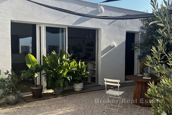 Image No.10-4 Bed Villa for sale