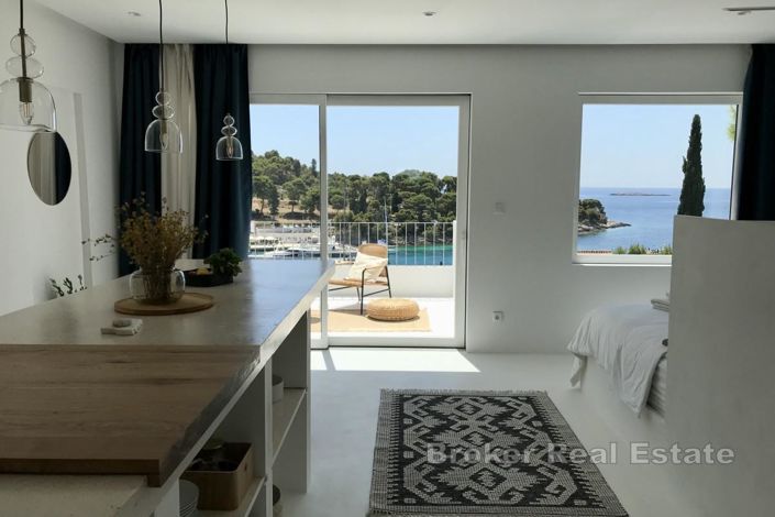 Image No.2-4 Bed Villa for sale