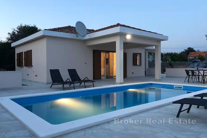 Image No.2-2 Bed Villa for sale