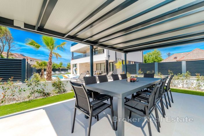 Image No.4-Villa de 4 chambres à vendre à Privlaka