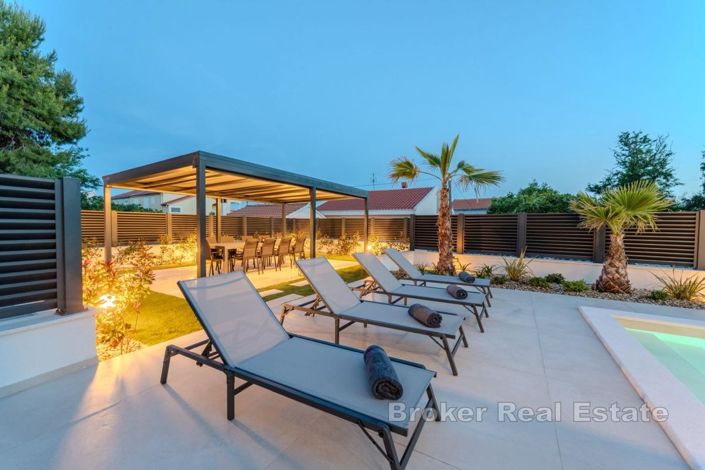 Image No.5-Villa de 4 chambres à vendre à Privlaka