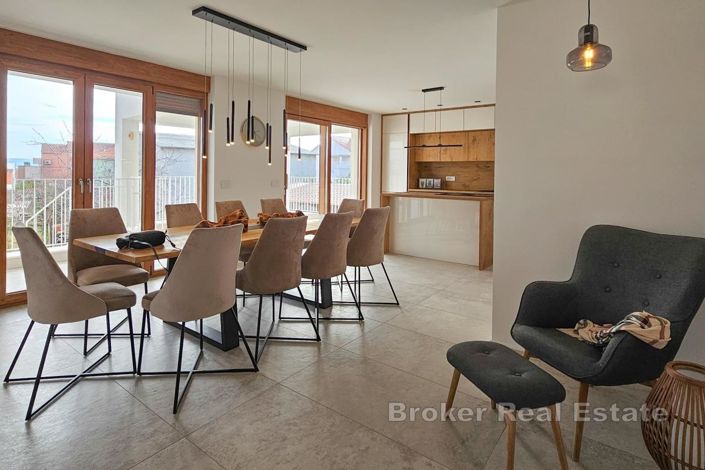 Image No.3-Villa de 6 chambres à vendre à Kaštel Novi