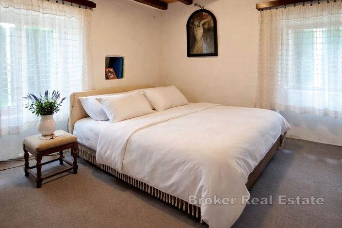 Image No.8-Villa de 4 chambres à vendre à Mejaši