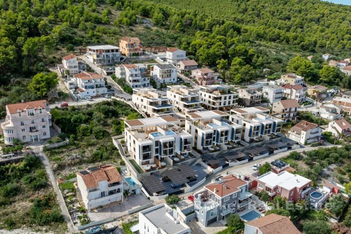 Image No.19-3 Bed Apartment for sale