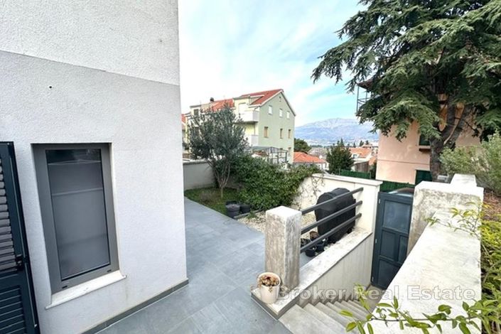 Image No.9-2 Bed Apartment for sale