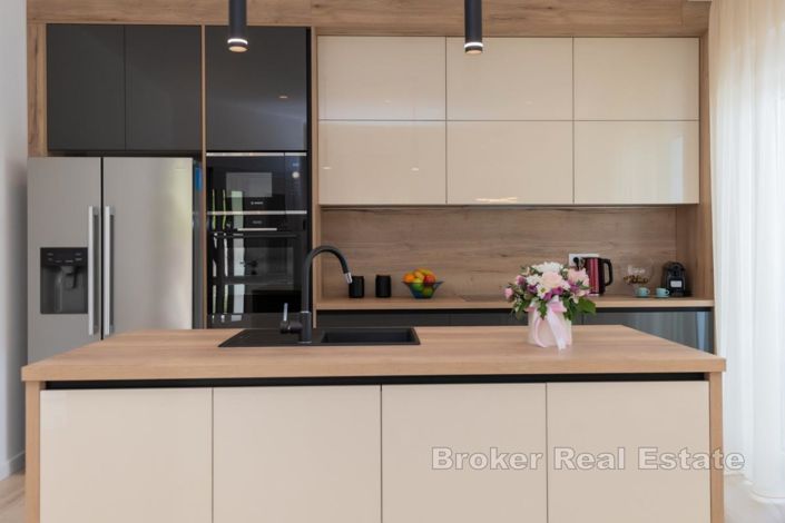 Image No.6-3 Bed Villa for sale