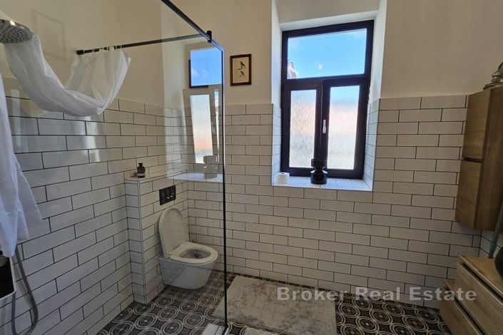 Image No.13-5 Bed Apartment for sale