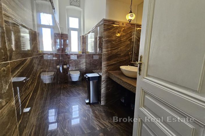 Image No.15-5 Bed Apartment for sale