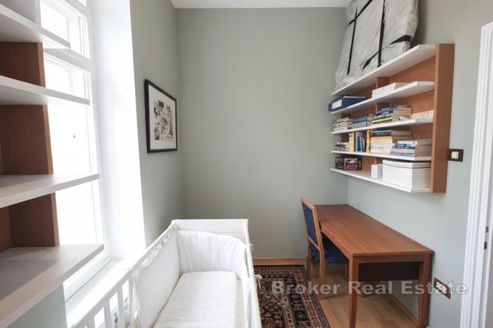 Image No.11-4 Bed Apartment for sale