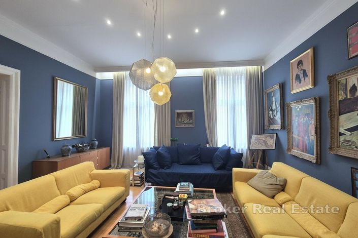 Image No.2-4 Bed Apartment for sale