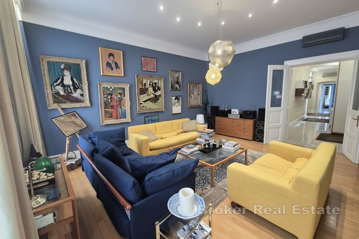 Image No.4-4 Bed Apartment for sale