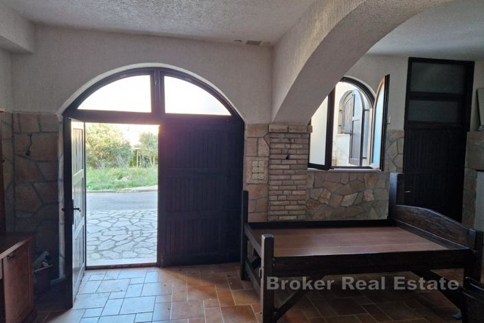 Image No.12-5 Bed Apartment for sale