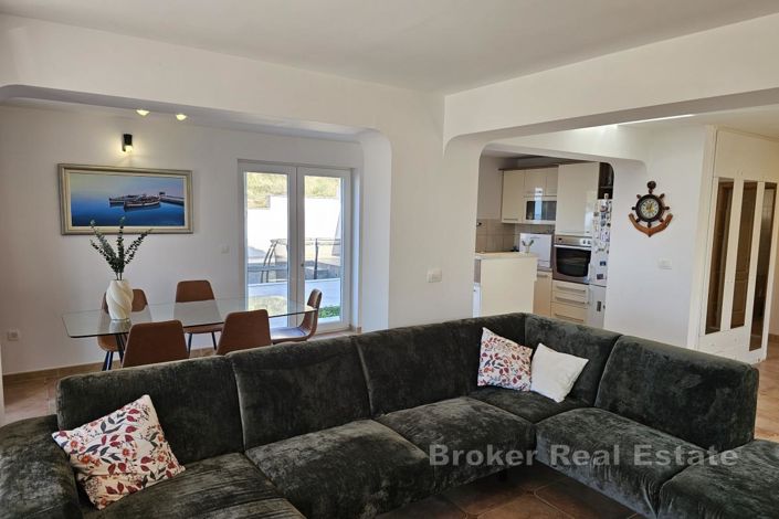 Image No.2-4 Bed Villa for sale