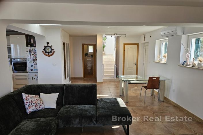 Image No.3-4 Bed Villa for sale