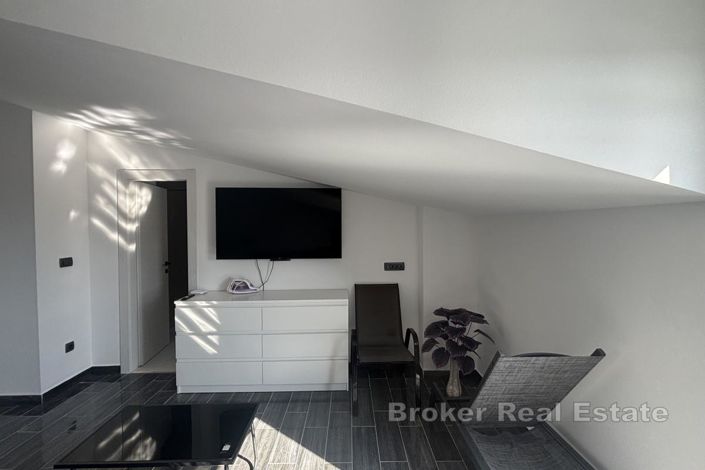 Image No.4-5 Bed Villa for sale