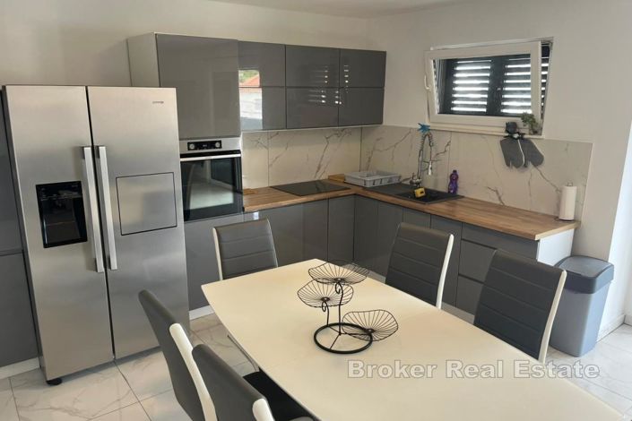 Image No.6-5 Bed Villa for sale