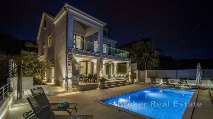 Image No.24-3 Bed Villa for sale
