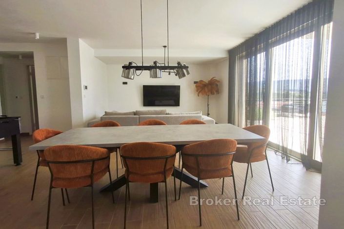 Image No.4-4 Bed Villa for sale