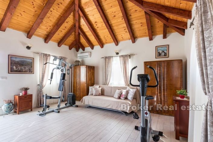 Image No.14-4 Bed Villa for sale