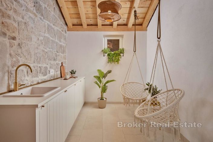 Image No.4-2 Bed Villa for sale