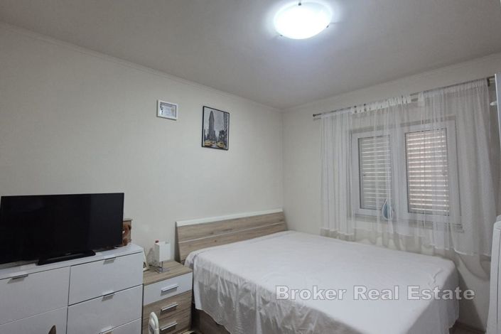 Image No.6-8 Bed Villa for sale