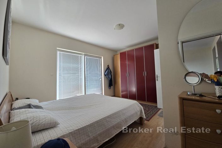 Image No.12-9 Bed Villa for sale