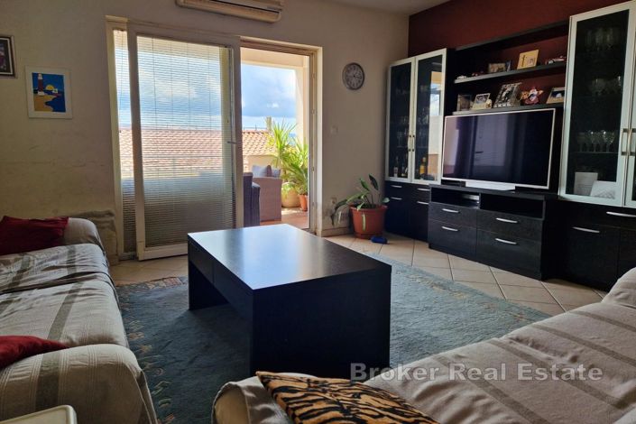 Image No.8-9 Bed Villa for sale