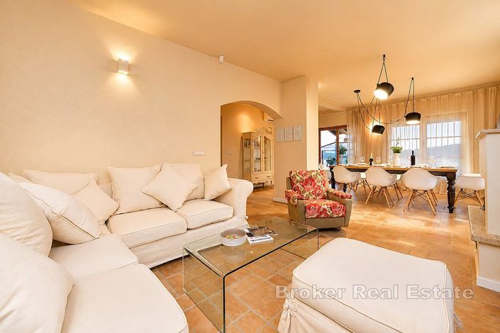 Image No.11-4 Bed Villa for sale