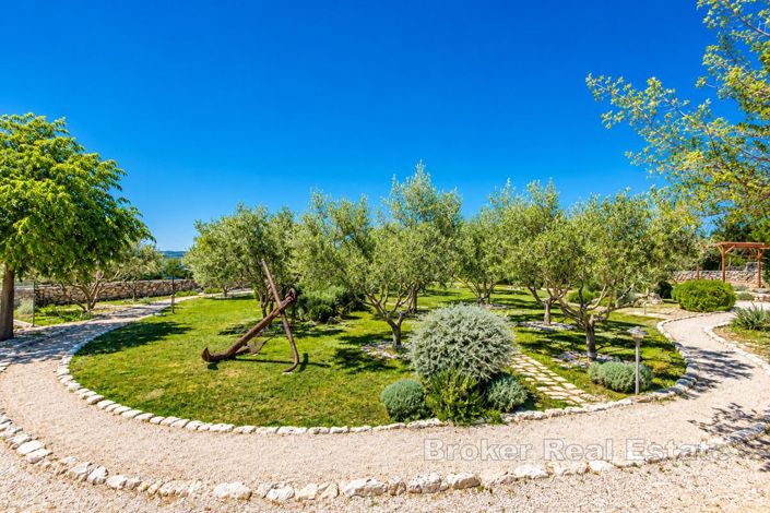 Image No.19-4 Bed Villa for sale
