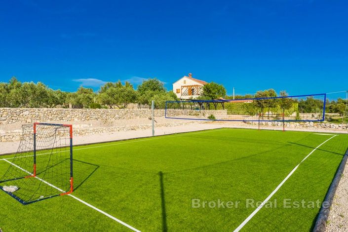 Image No.20-4 Bed Villa for sale