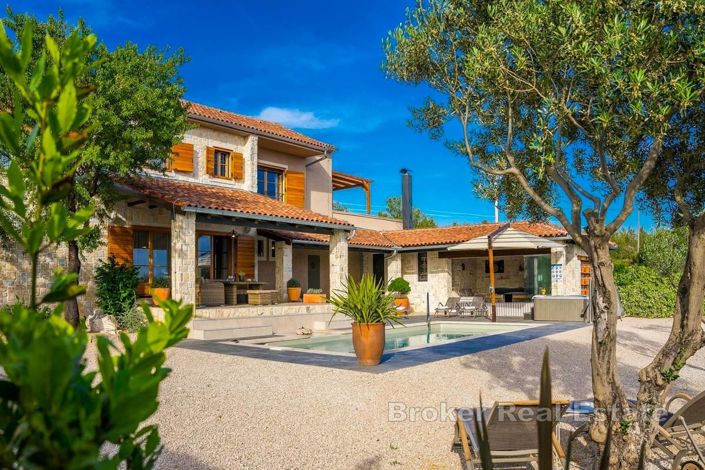 Image No.5-4 Bed Villa for sale