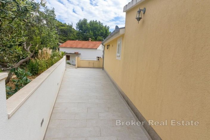Image No.18-6 Bed Villa for sale