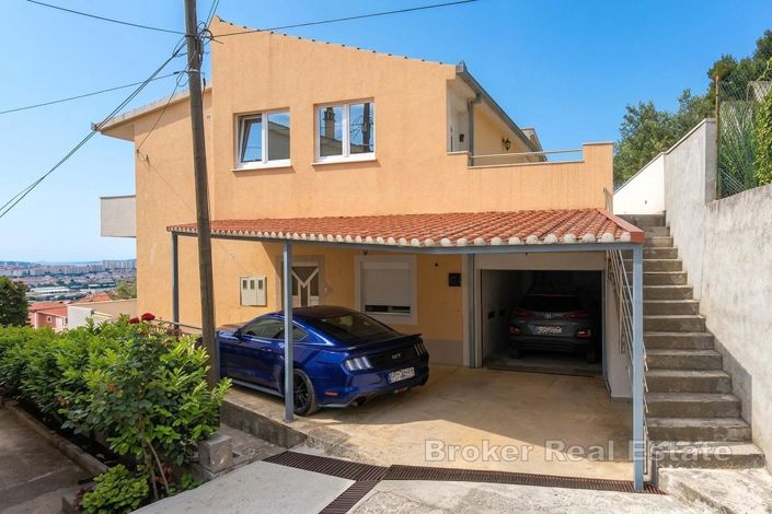 Image No.19-6 Bed Villa for sale