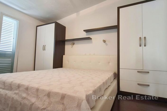 Image No.9-6 Bed Villa for sale